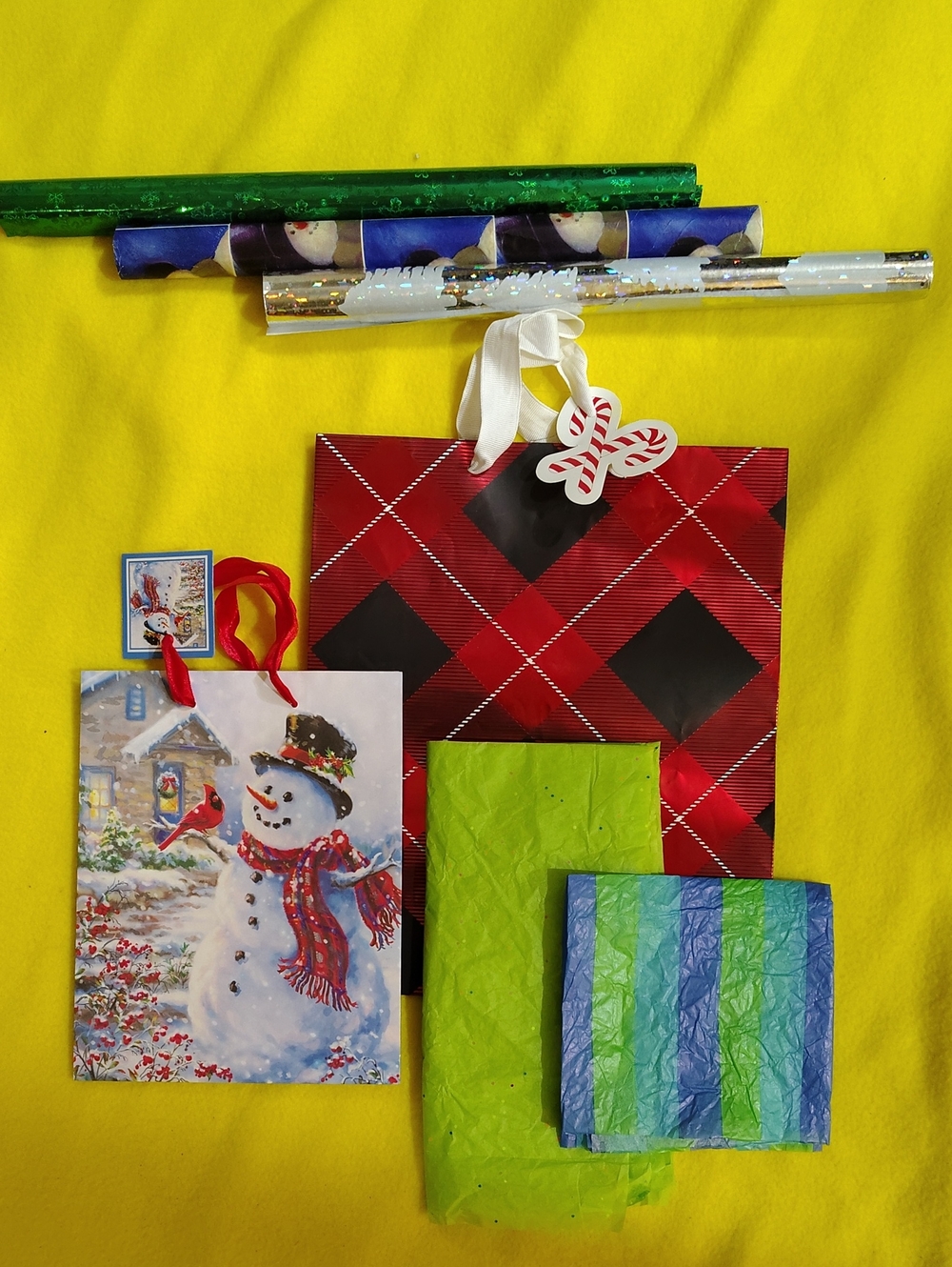 Holiday Gift Bag and Tissue Paper Set - Red Plaid & Green